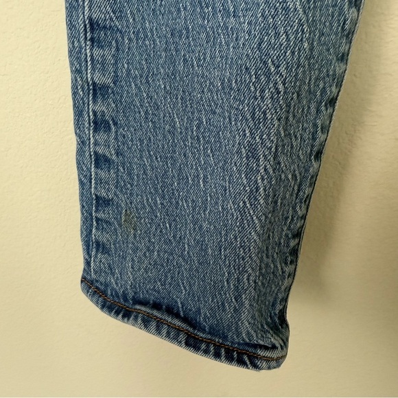 Levi’s Wedgie Straight Leg Denim Medium Wash Mid Rise Classic Western Size 24 - Picture 4 of 12